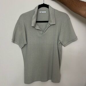 Zara Men’s Knit Polo in Sage Green